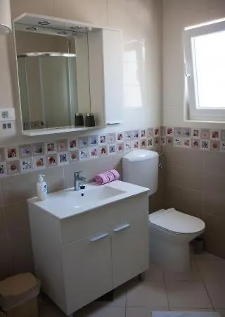 White Pearl 4 Apartamento Sevid